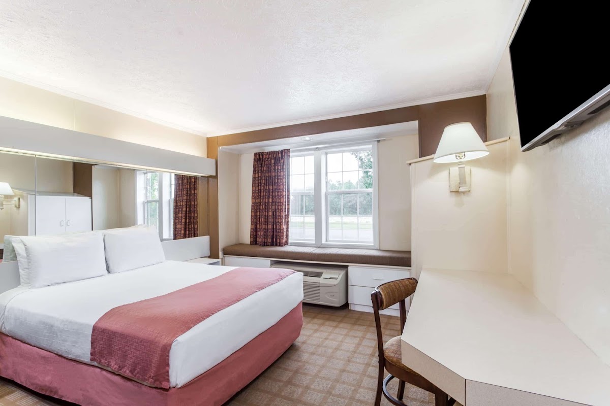 Microtel Inn & Suites by Wyndham Wilson photo 2