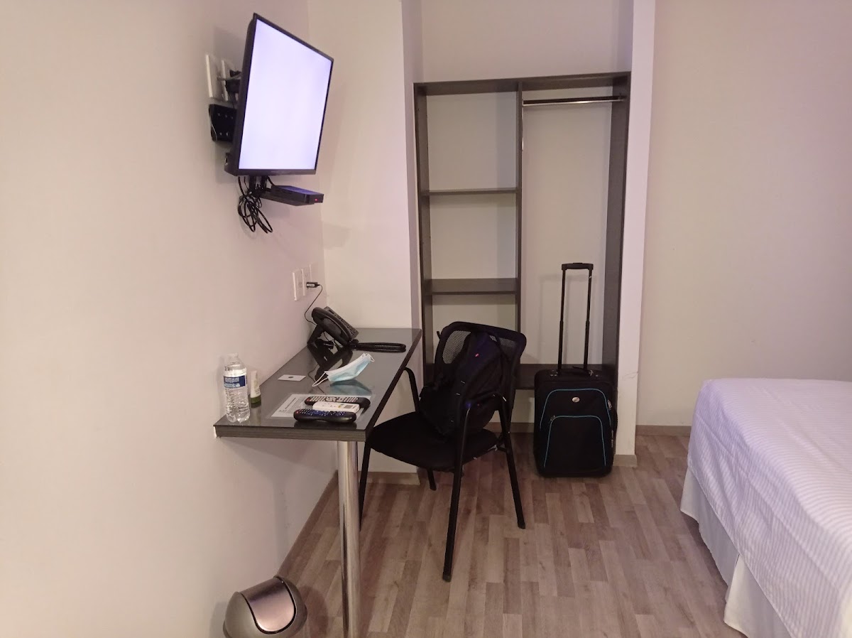 DEL CARMEN BUSINESS HOTEL photo 3