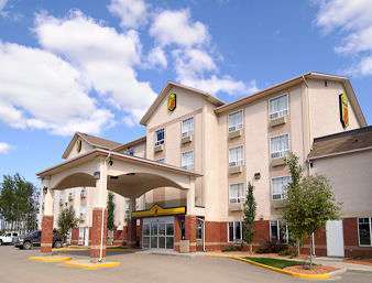 Super 8 by Wyndham High Level AB