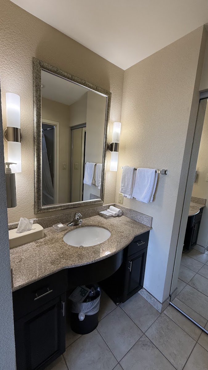 Homewood Suites by Hilton Lawton, OK photo 2