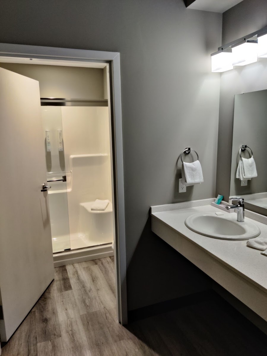 Blue Crescent Hotel: Carman