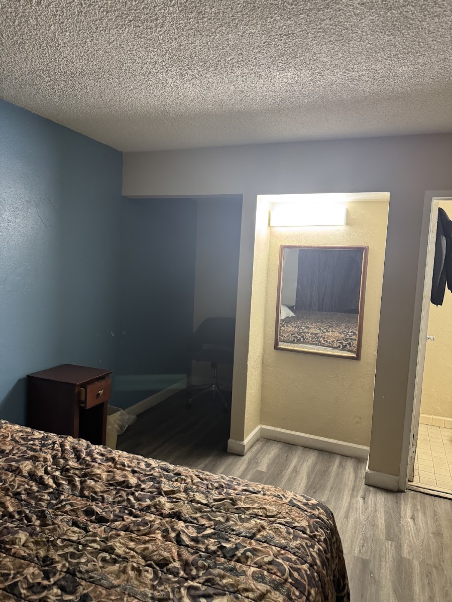Rest Inn photo 2