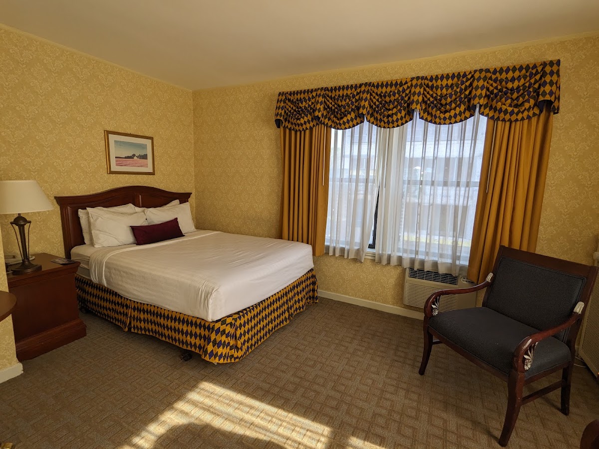 The Carleton of Oak Park Hotel photo 2
