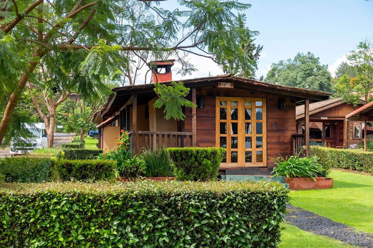 Zirahuen Forest And Resort