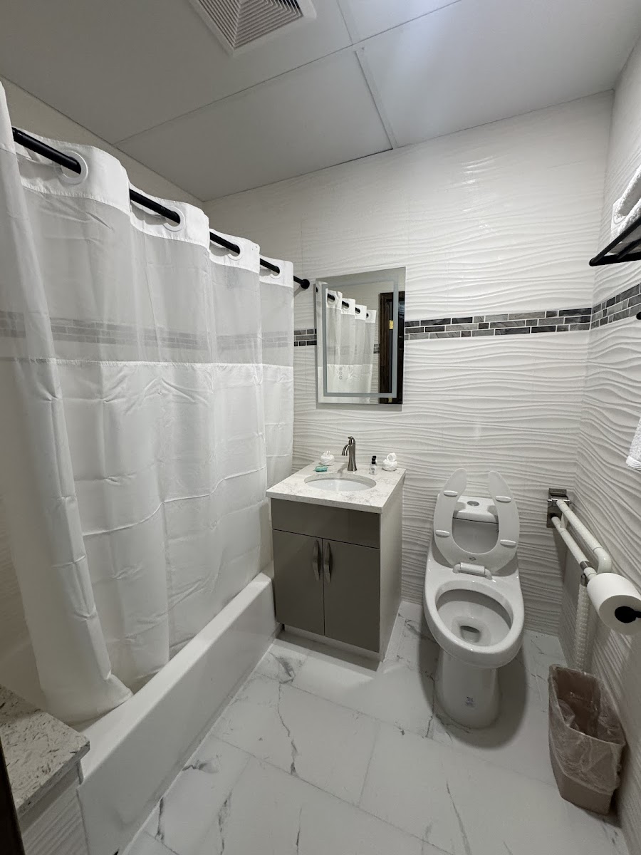 Dream Hotel Bronx photo 3