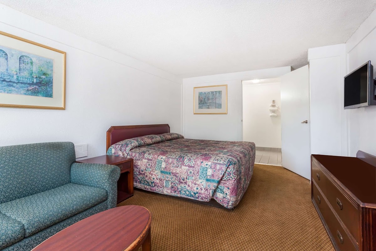 Knights Inn Columbia photo 2