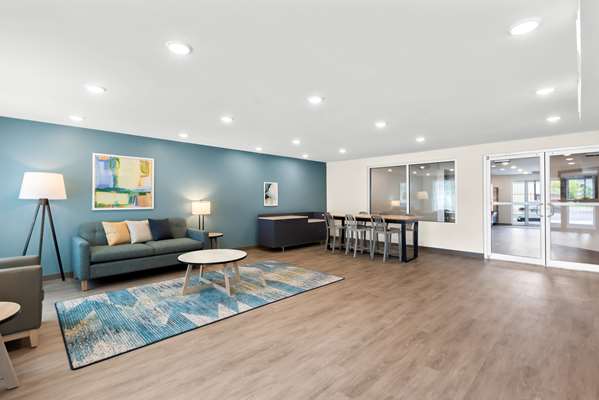 WoodSpring Suites Savannah West Chatham Parkway photo 3