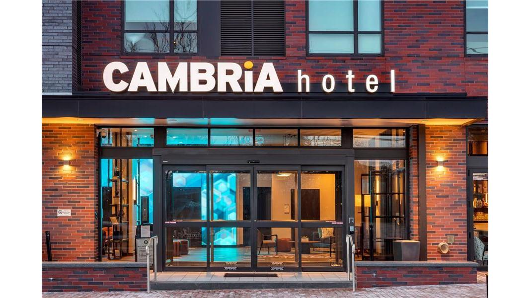 Cambria Hotel Washington D.C. Navy Yard Riverfront