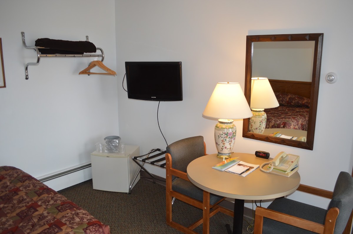 Medford Inn photo 3