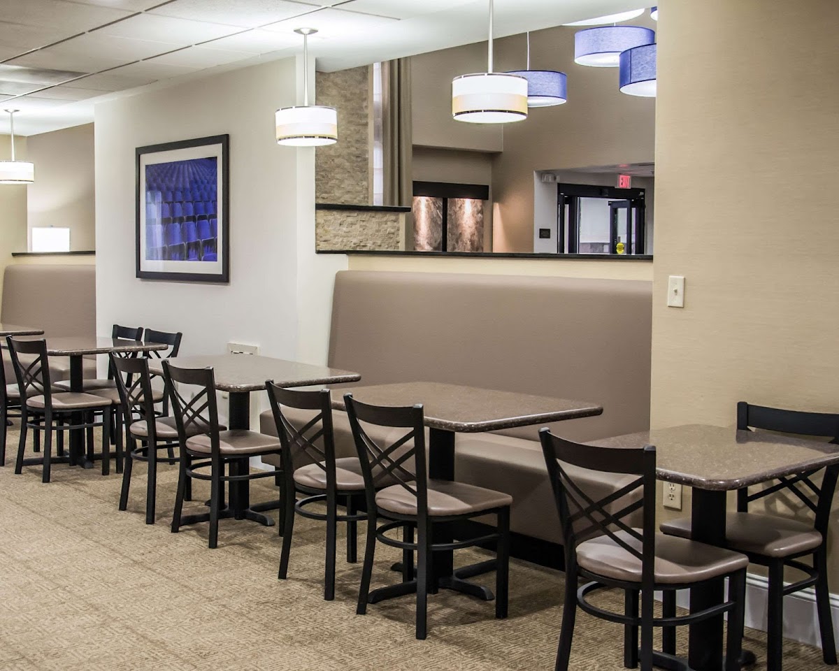 Comfort Suites University - Research Park photo 2