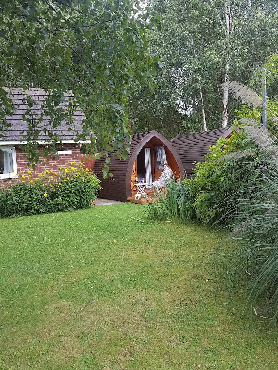 Low Lock Riverside Retreat photo 2