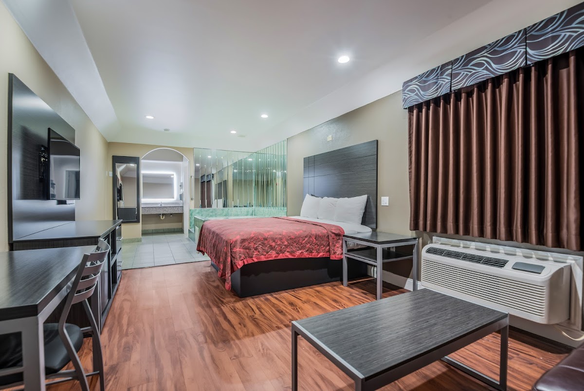 Scottish Inns & Suites IAH Airport Beltway8 photo 2