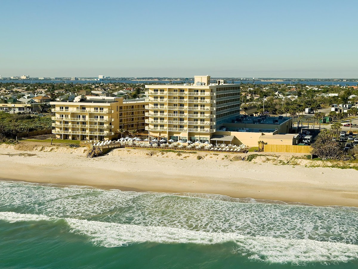 Crowne Plaza Melbourne-Oceanfront by IHG
