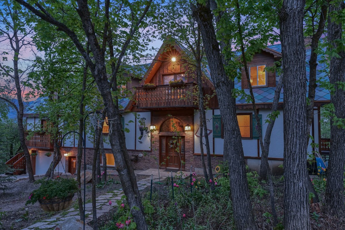 Edelweiss Bed & Breakfast photo 3