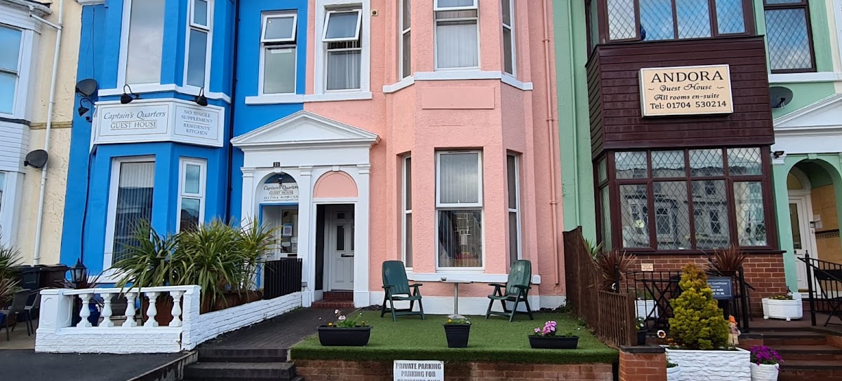 The Captain's Quarters Guest House photo 2