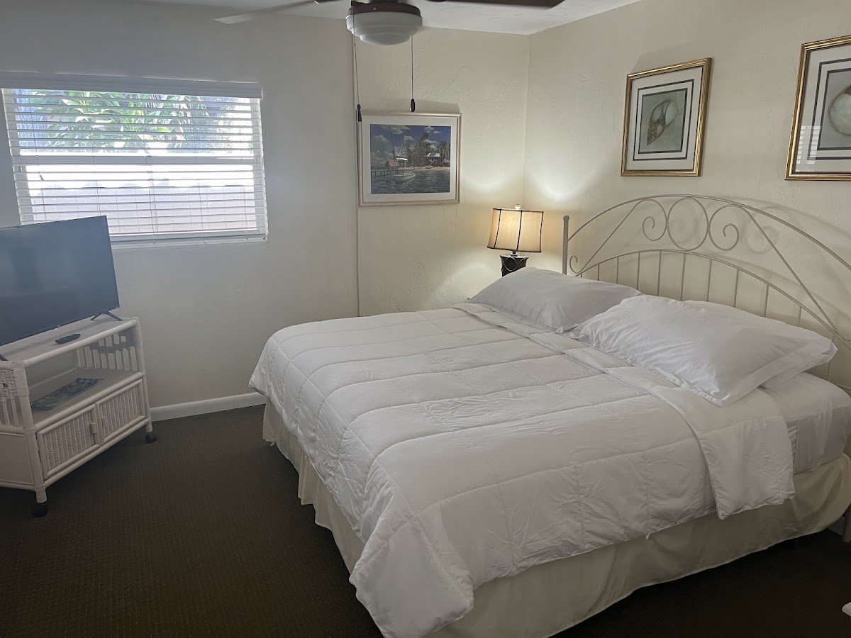 Tropical Villas of Venice Beach photo 2