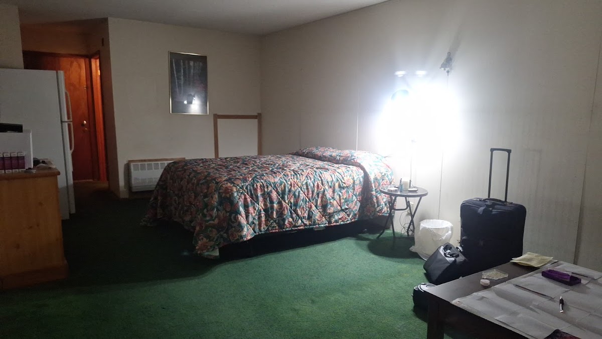 Deer Run Motor Inn photo 2