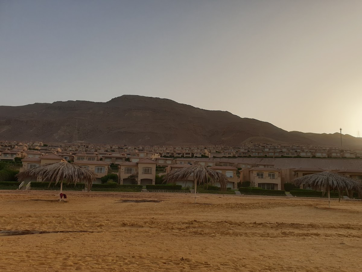 تلال العين السخنة