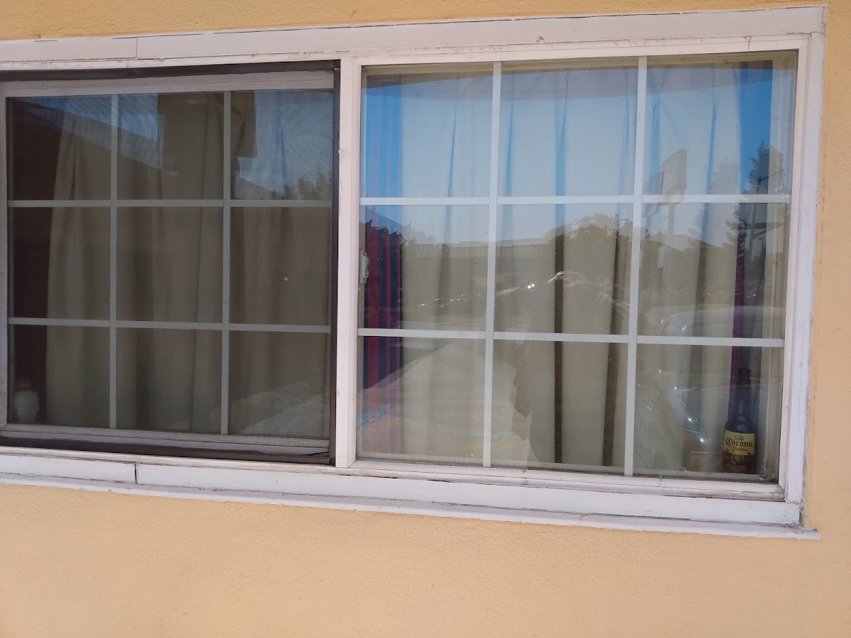 CREST MOTEL photo 3