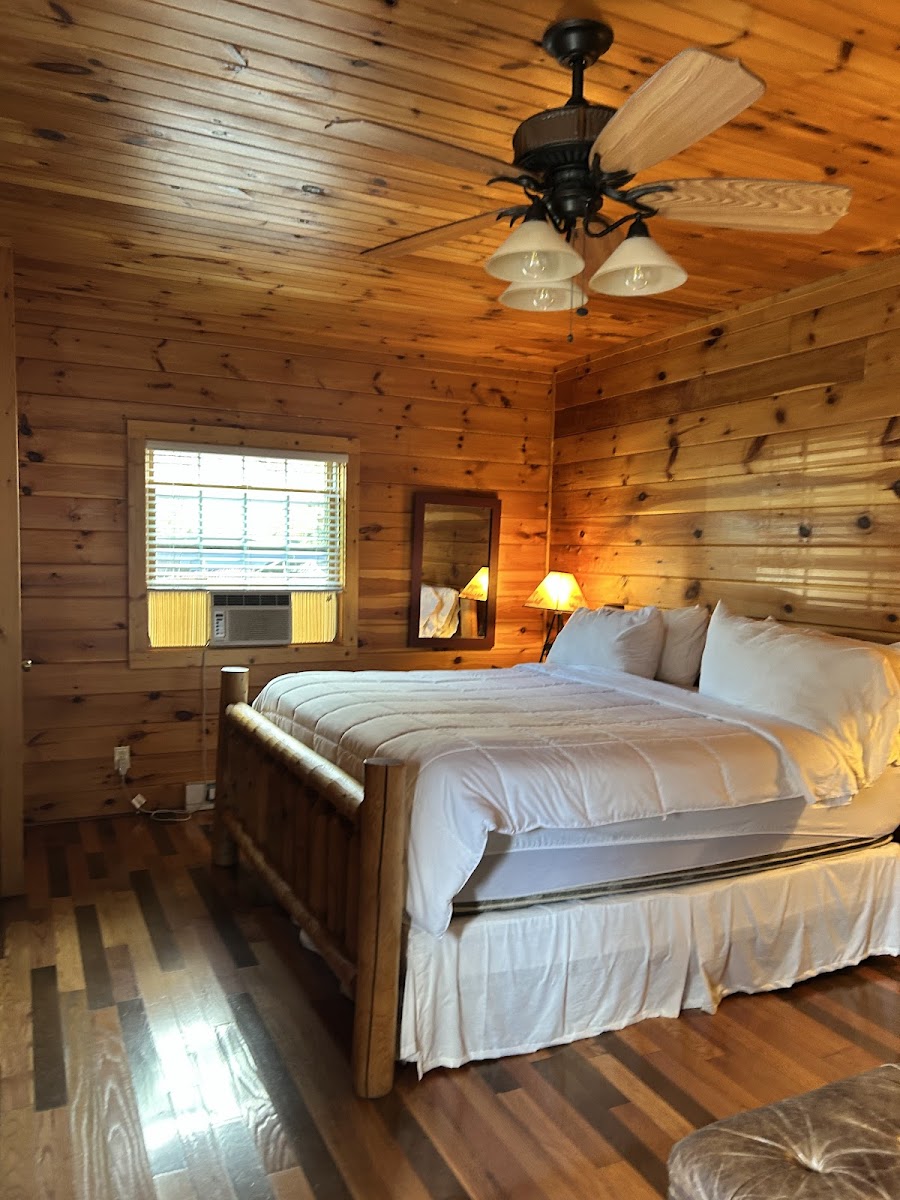 Azalea Inn