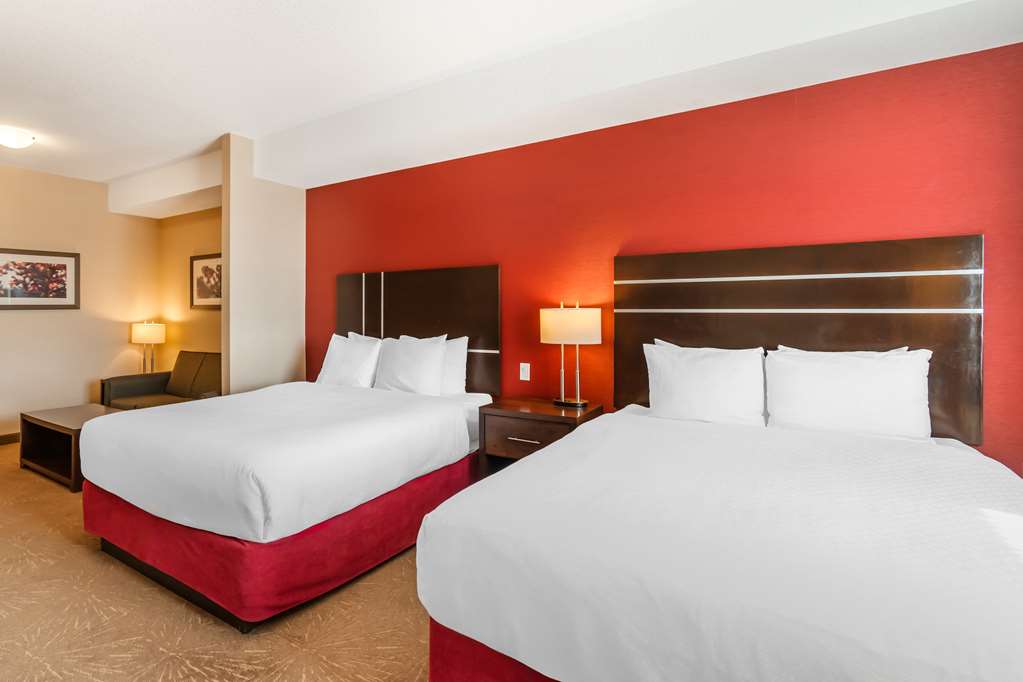 Best Western Plus Kindersley Hotel photo 2