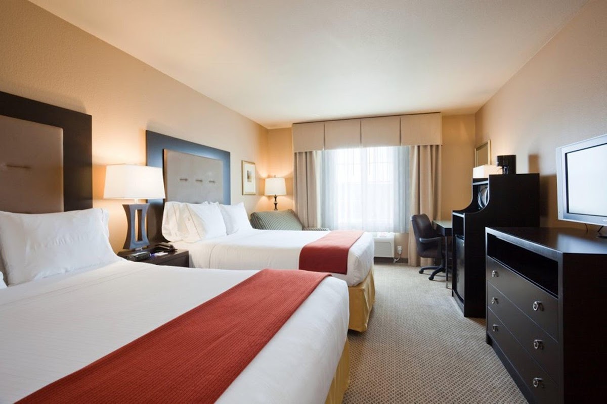 Holiday Inn Express & Suites Cumberland - la Vale by IHG photo 2