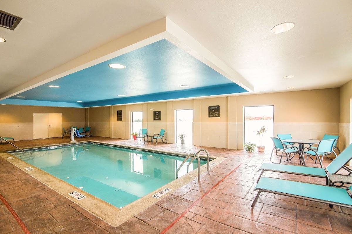Comfort Suites Dodge City photo 3