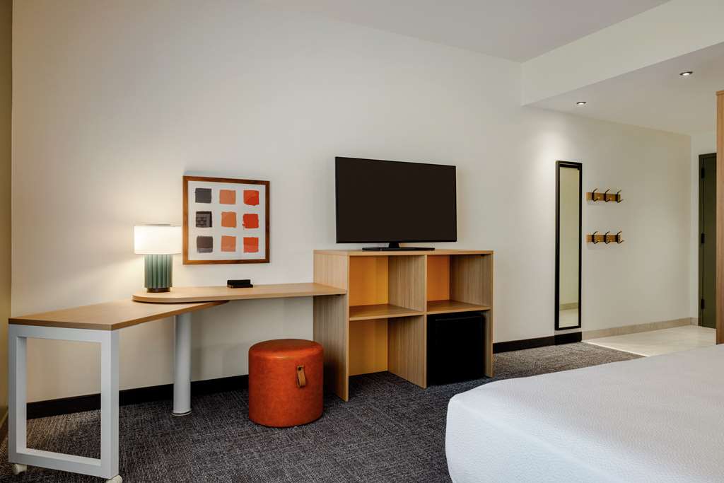 Spark by Hilton Las Vegas Airport photo 3