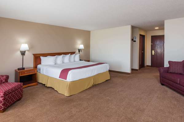 Seasons Inn & Suites Highland (Former - Baymont by Wyndham Highland) photo 3