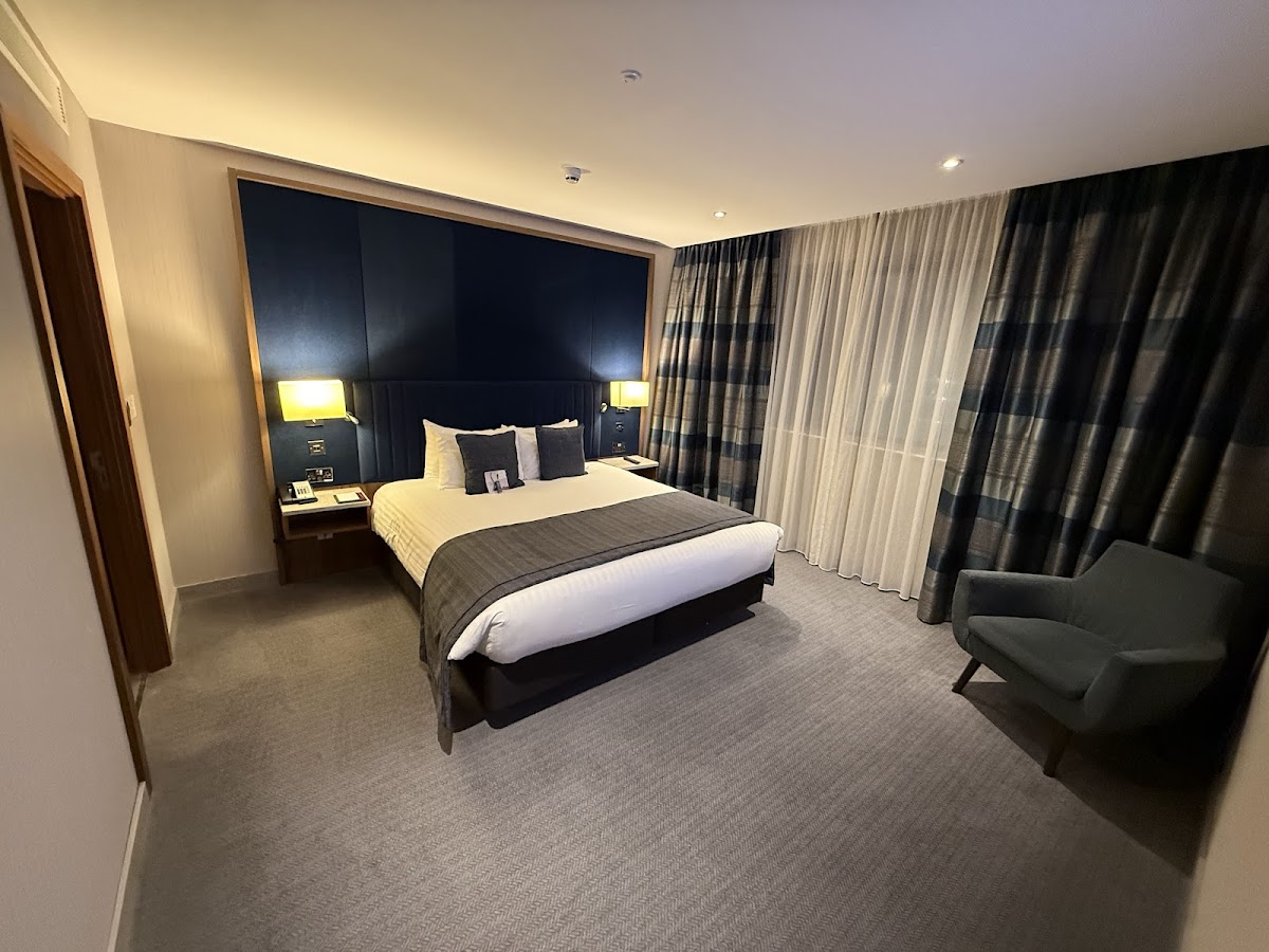 Crowne Plaza London Heathrow T4 by IHG photo 2