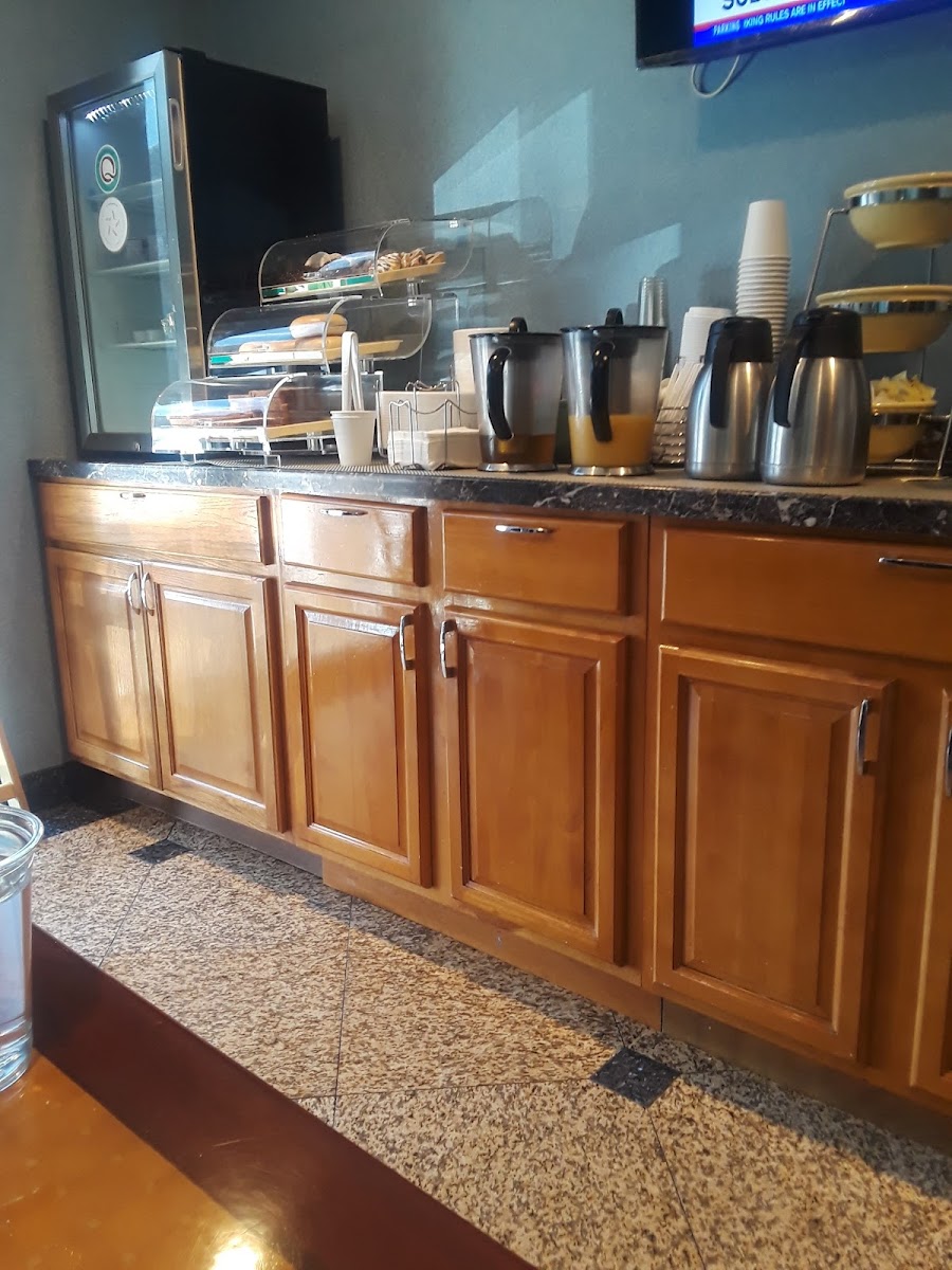 Paramount Inn photo 3