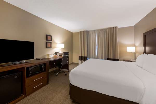Comfort Inn Wichita East photo 2