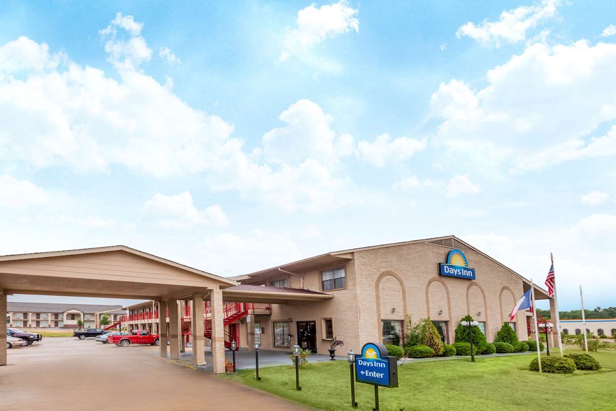 Days Inn by Wyndham Canton