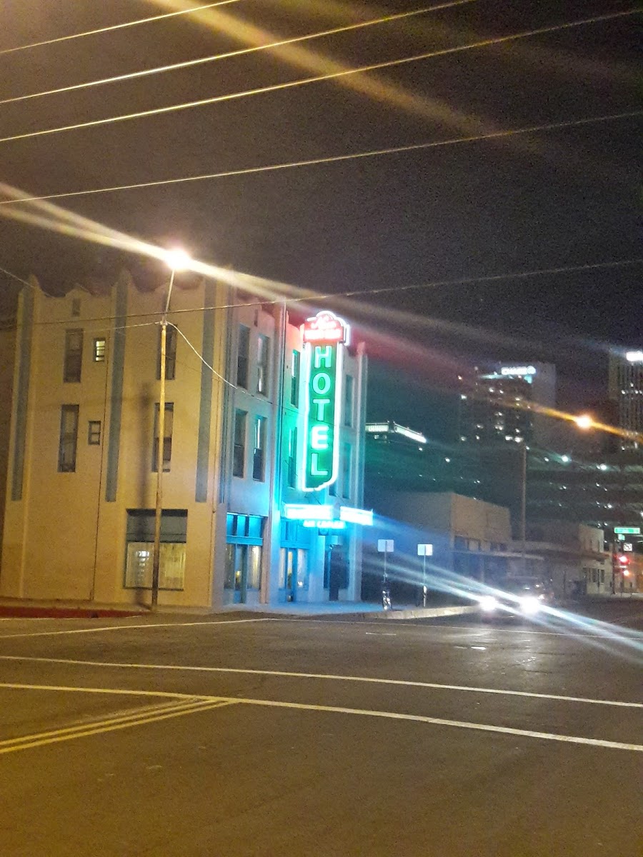 New Windsor Hotel photo 3