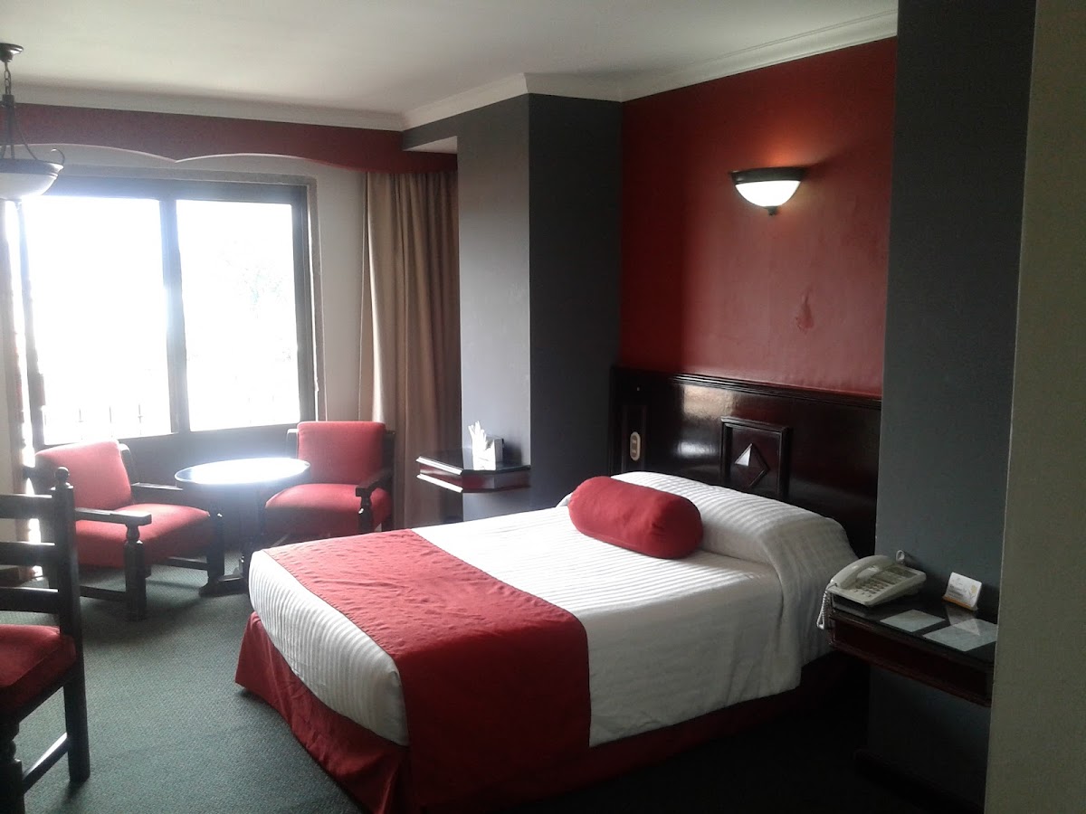HOTEL REAL DE URUAPAN photo 2