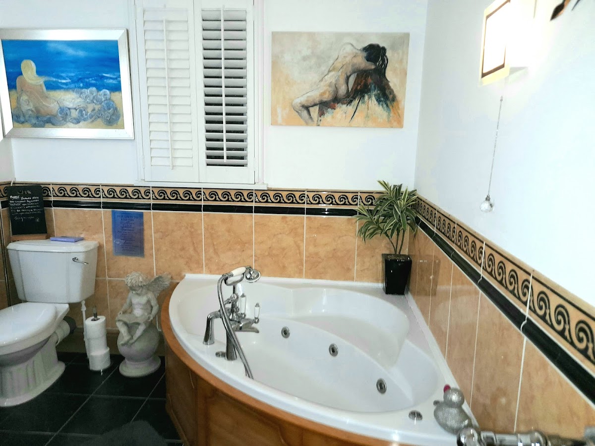 Olivia House Guest House And Hotel photo 2