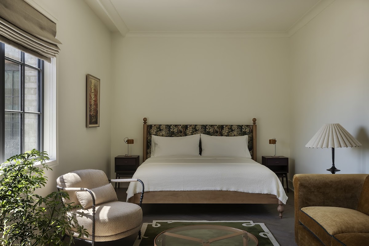 The Nickel Hotel photo 2