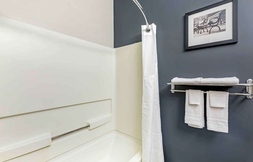 Extended Stay America Suites- Buffalo - Airport photo 2