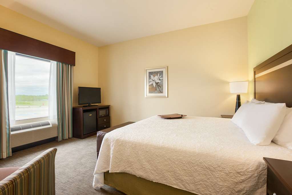 Hampton Inn Belton/Kansas City photo 2