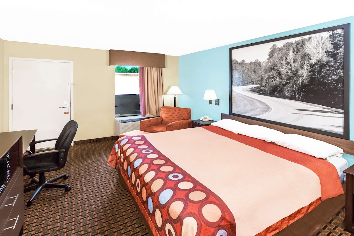 Super 8 by Wyndham Madison/Ridgeland Area photo 3