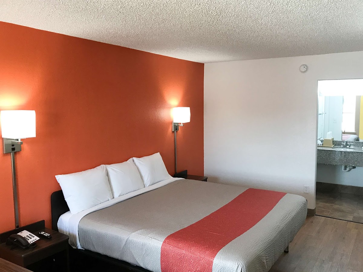 Motel 6 Bryan, TX - University Area photo 3