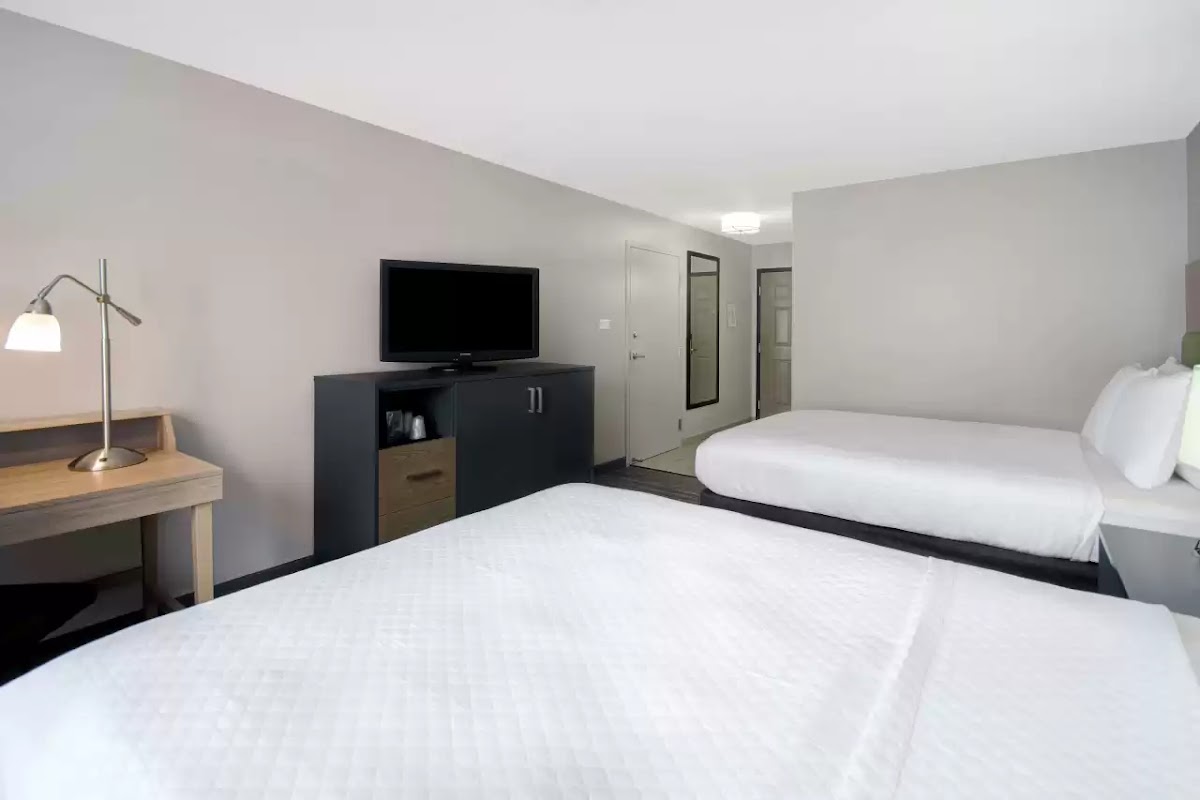 Country Inn & Suites by Radisson, Cincinnati Airport, KY photo 2