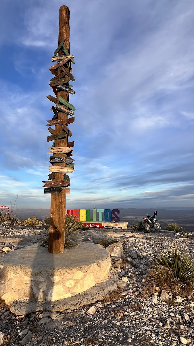PUEBLITOS 
