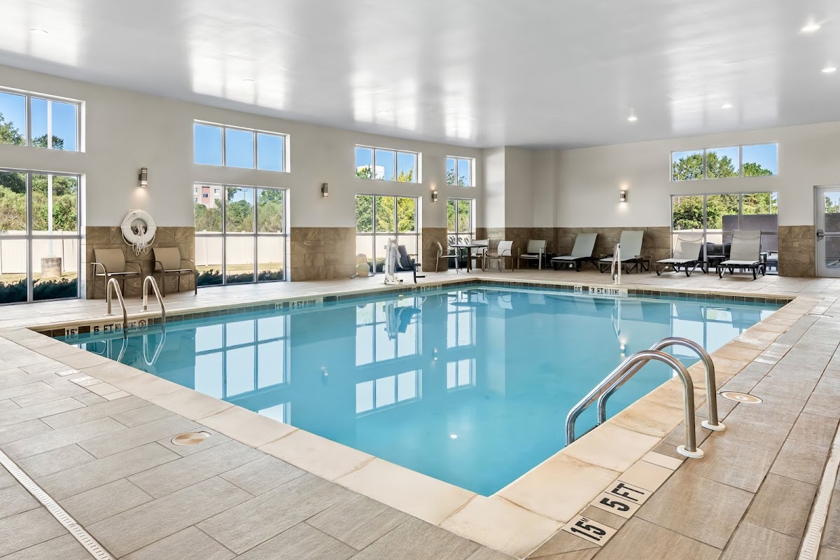 Holiday Inn Express & Suites Albany by IHG photo 3