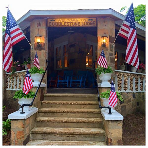 Cobblestone Lodge and River Resort