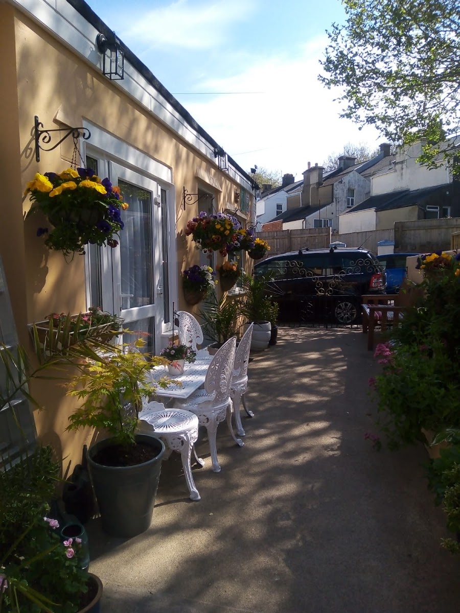 The Crowndale Hotel photo 3