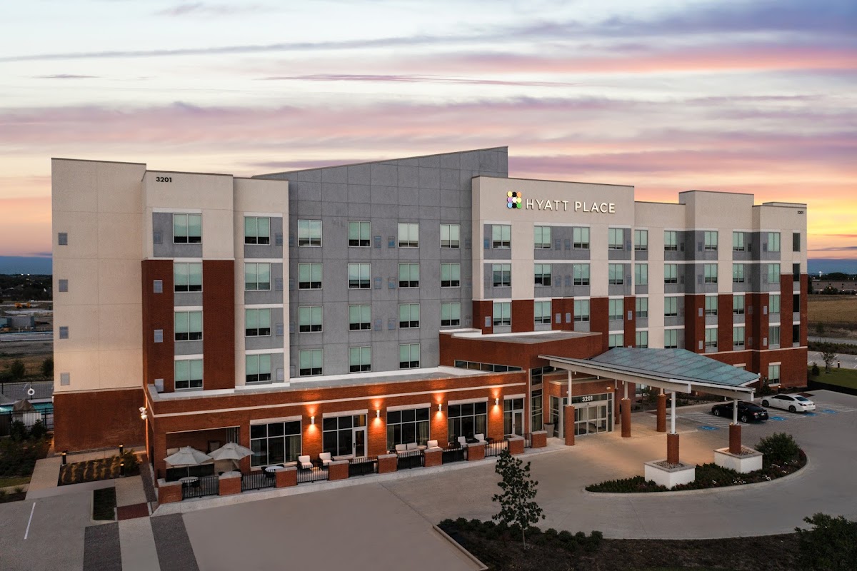 Hyatt Place Fort Worth / Alliance Town Center