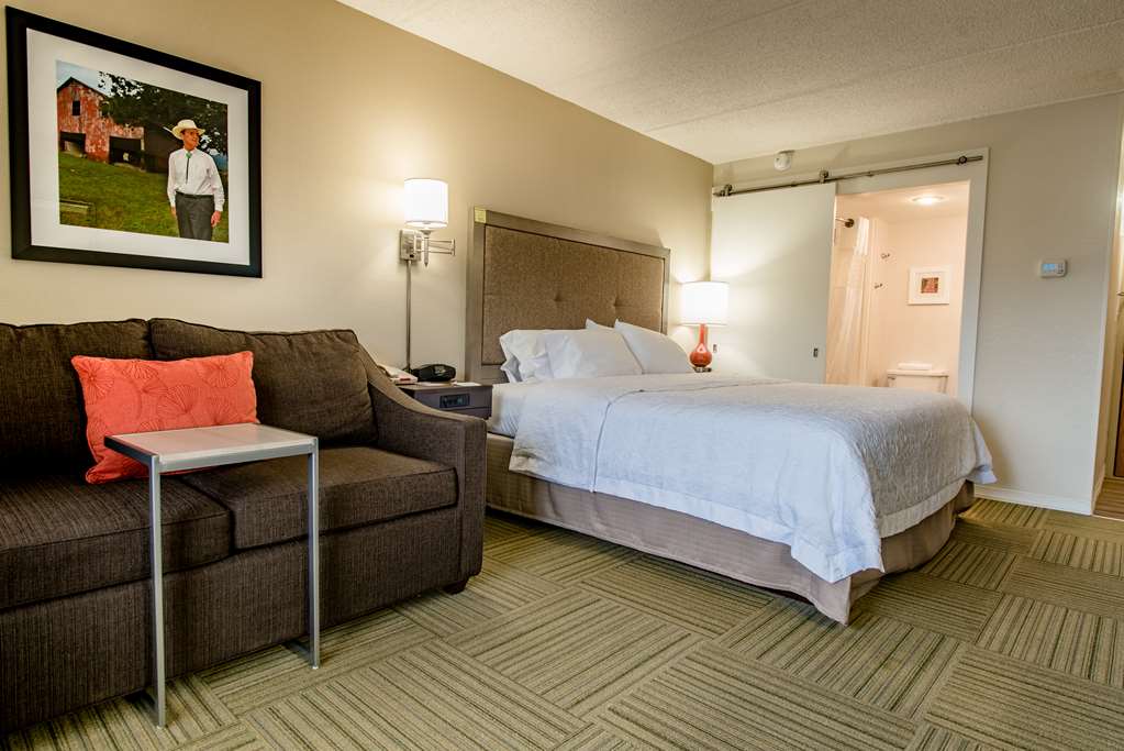 Hampton Inn Caryville-I-75/Cove Lake-State Park photo 2