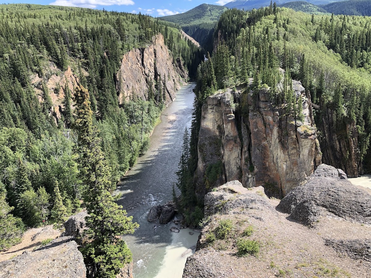 Sulphur Gates Provincial Recreation Area