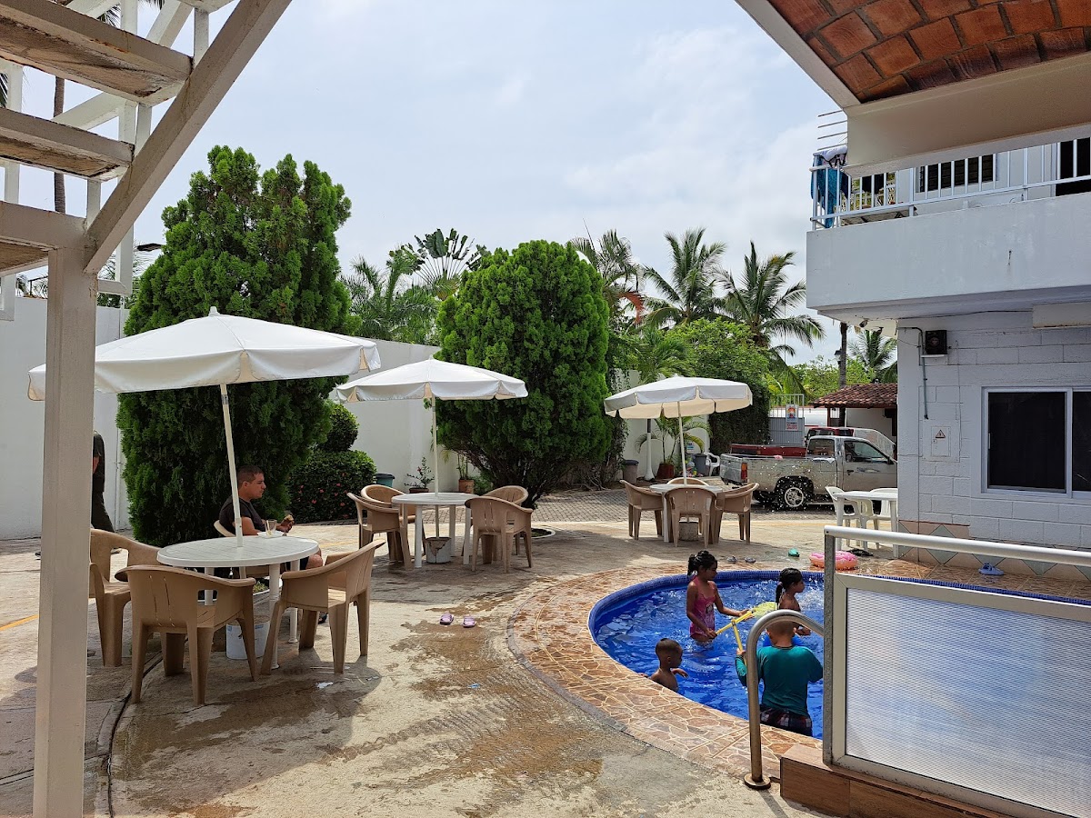 Hotel y Bungalows Velero del sol